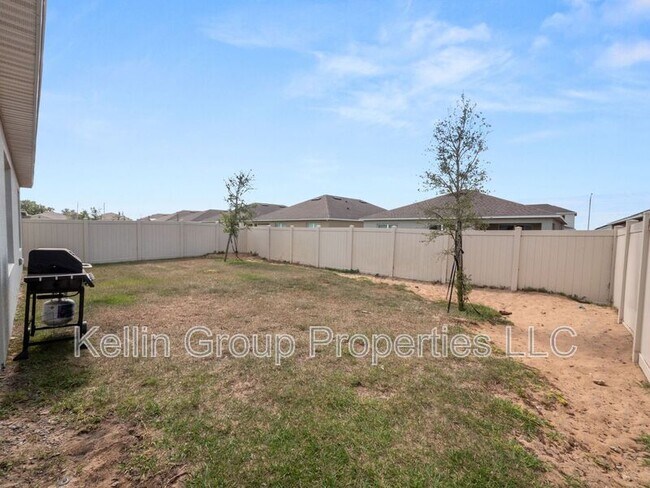 Building Photo - 972 Serchio St