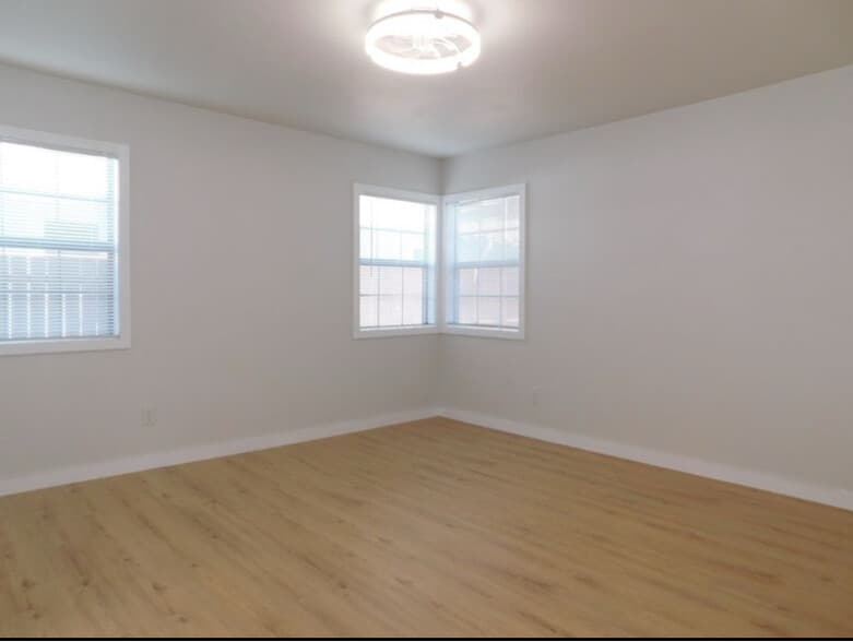 Building Photo - 314 Jagoe St