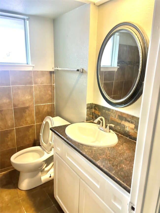 Building Photo - 8610 Whitecastle Ln