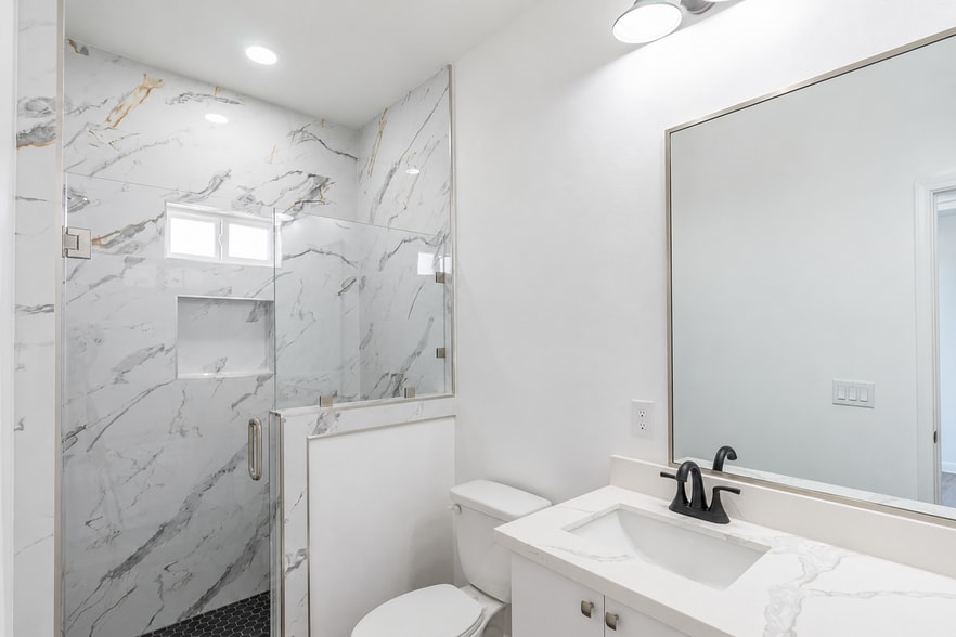 Building Photo - 10825 N Sugar Bear Dr