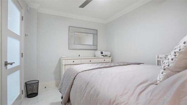 Building Photo - 4280 Galt Ocean Dr