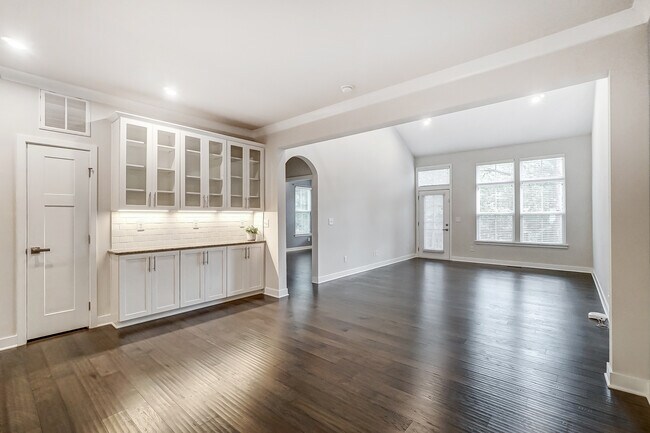 Building Photo - 5805 Barrowlands Ct