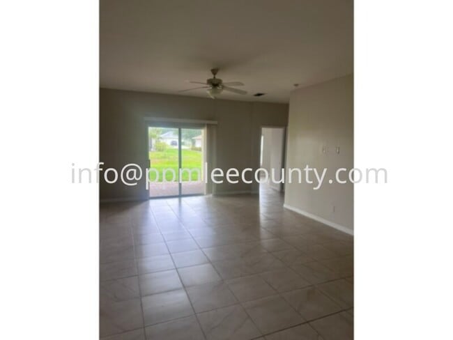 Building Photo - Fantastic 4 bedroom 2 bath 2 car garage home in Deep Creek