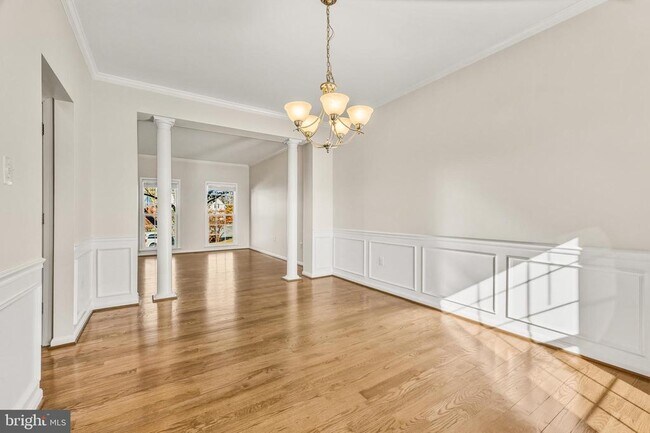 Building Photo - 13509 Chipper Ct