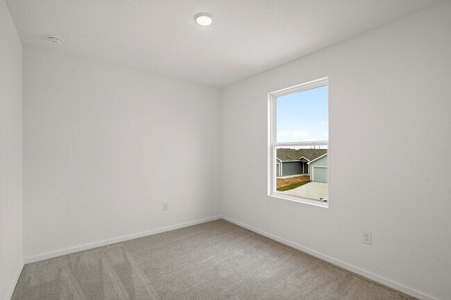 Building Photo - 7638 Aston Peak