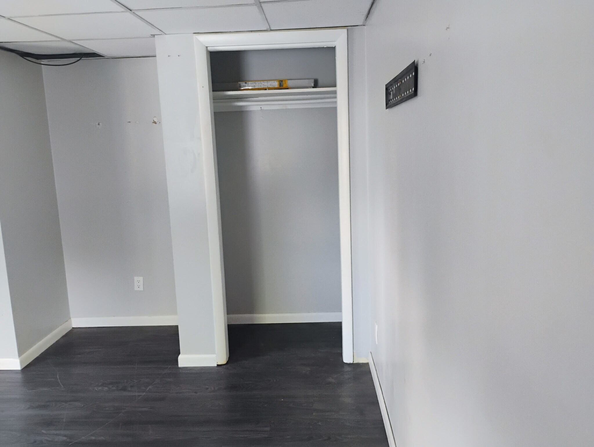 Building Photo - 1029 Gill St