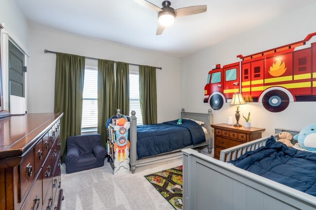 Building Photo - 968 Ford Pines Ln