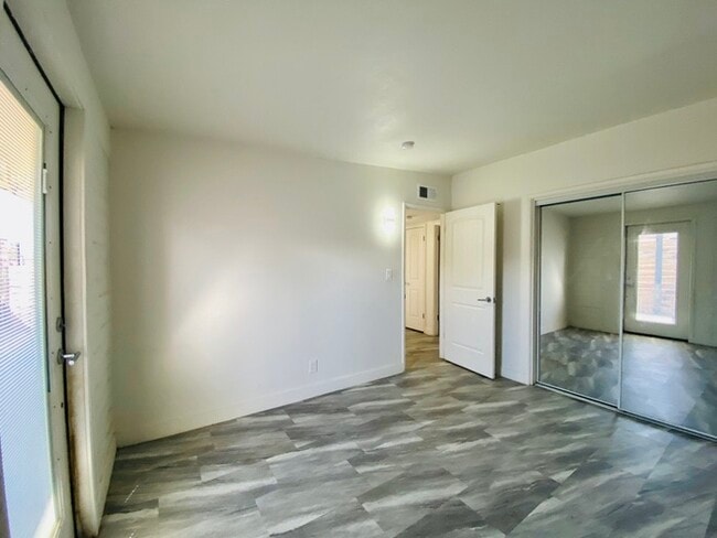 Building Photo - 1/2 Off First Full Month's Rent! Spacious Design Meets Modern Living in this Private 2 bedroom 1 ...