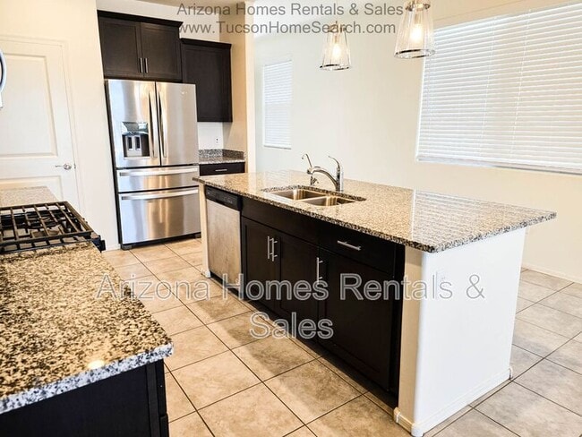 Building Photo - 11295 S Weismann Dr