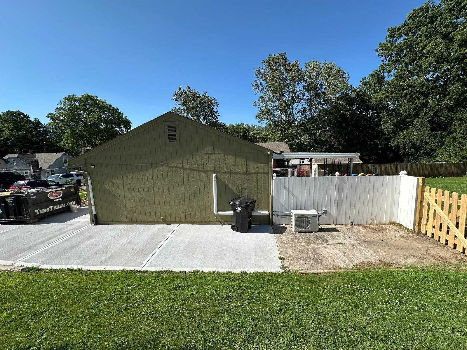Building Photo - 1115 S Cottage St