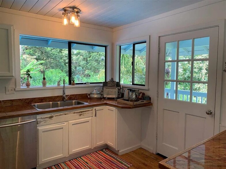 View from Kitchen - 2190 Piiholo Rd