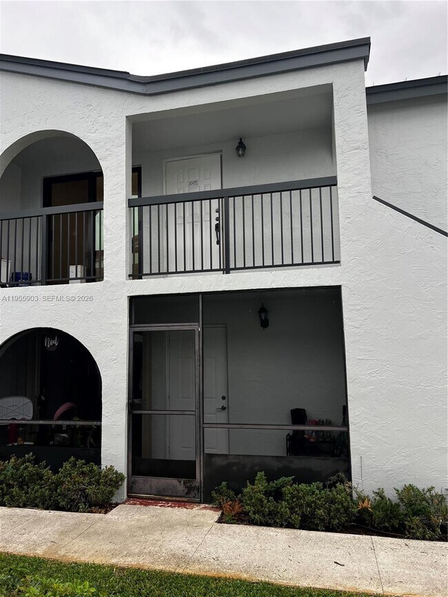 Building Photo - 18246 Mediterranean Blvd