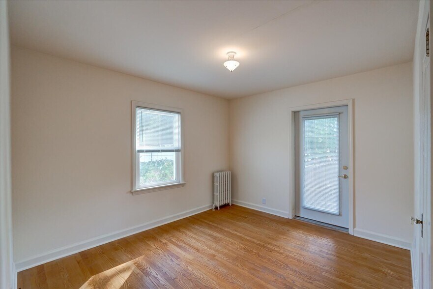 Building Photo - 2615 Stevens St