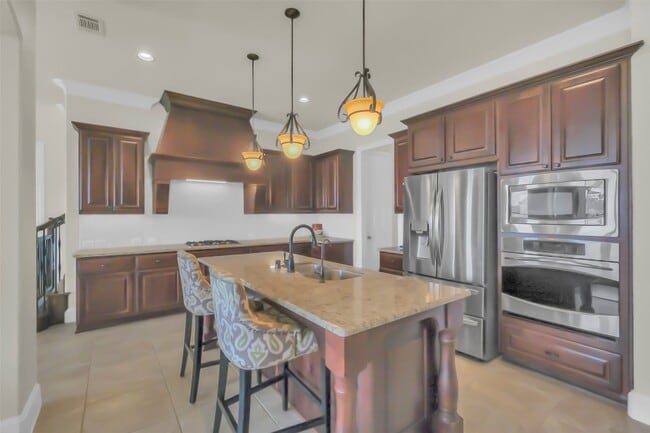 Building Photo - 2810 Red Maple Dr