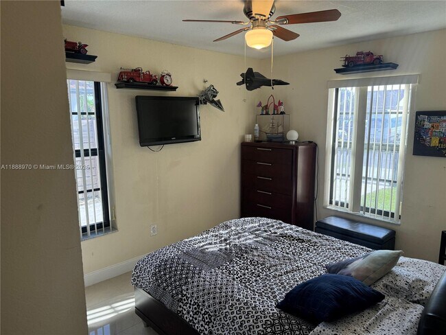 Building Photo - 26553 SW 125th Ct