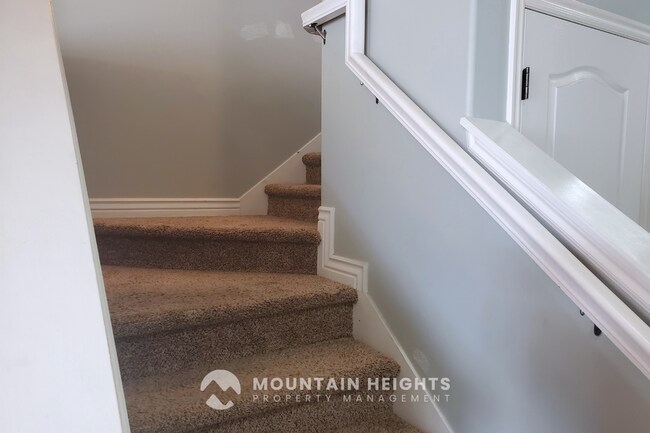 Building Photo - 3113 Provence Ln