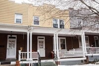 Building Photo - Charming 3BR / 1 BA Home Near F&M With Pri...