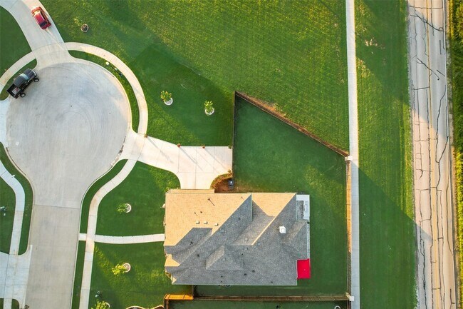 Building Photo - 2606 Gavin Dr