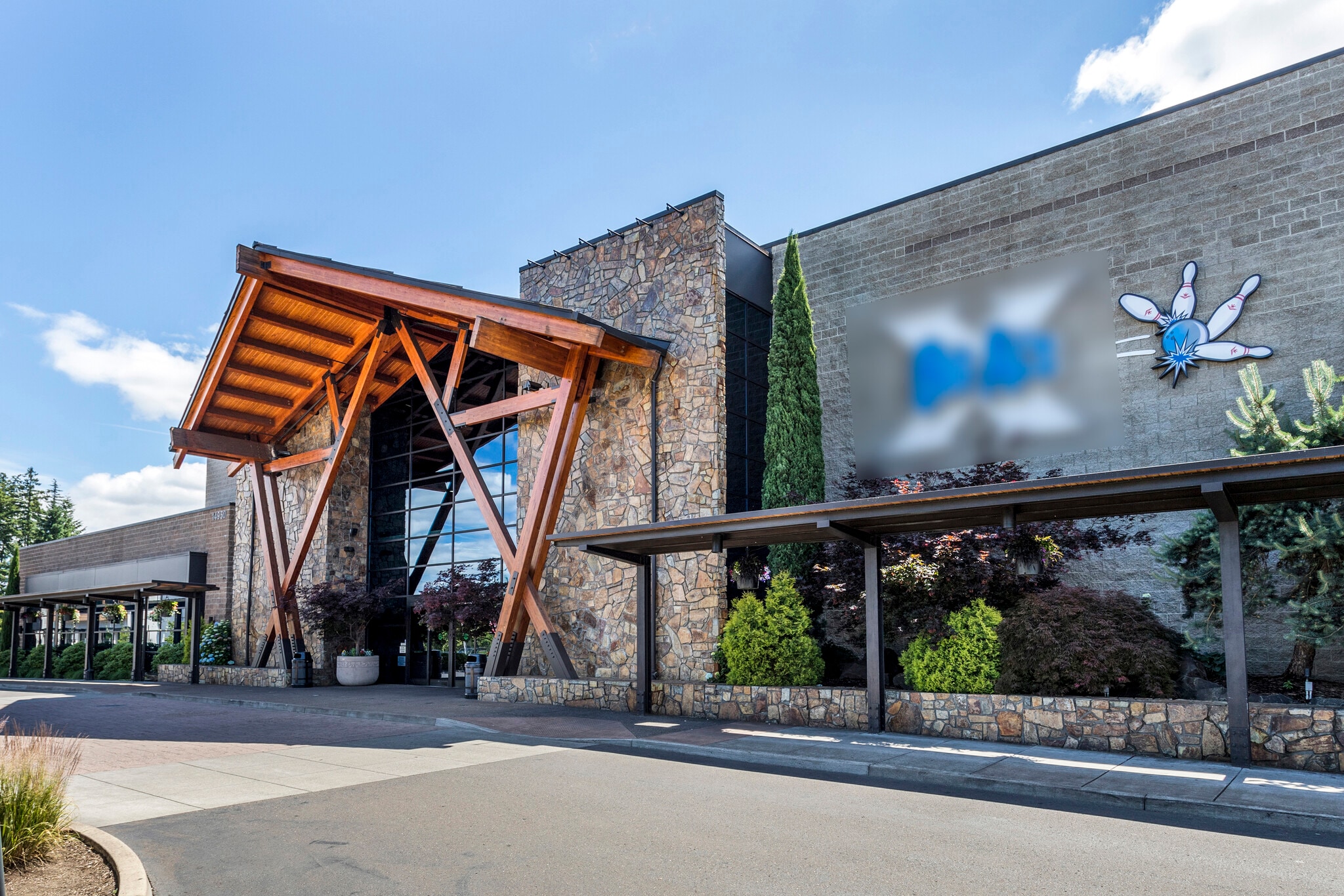 Bowling Alley - 15186 SW Canyon Wren Way