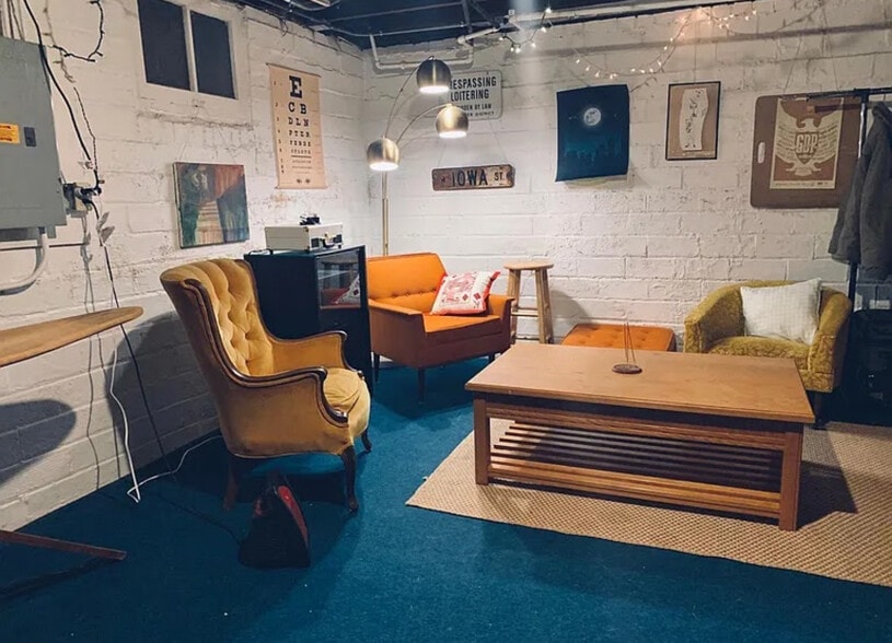 Building Photo - 1224 47th St