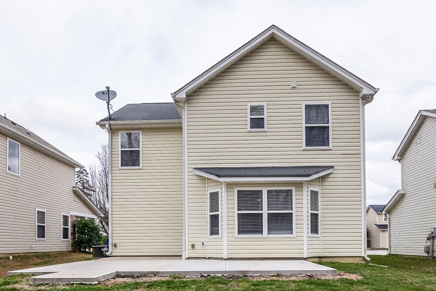 Building Photo - 4509 Red Hook Rd