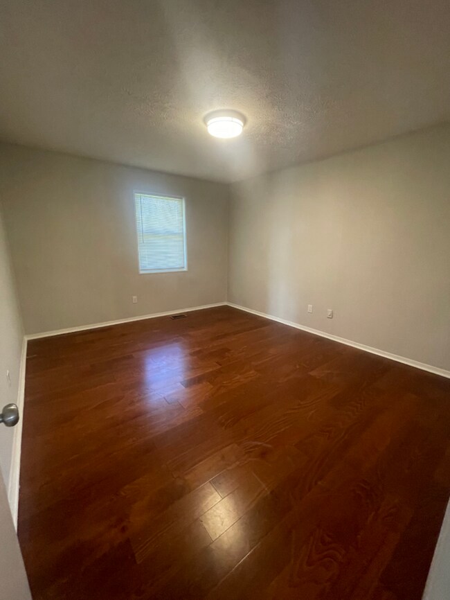 Building Photo - Cozy Townhome located in West Knox