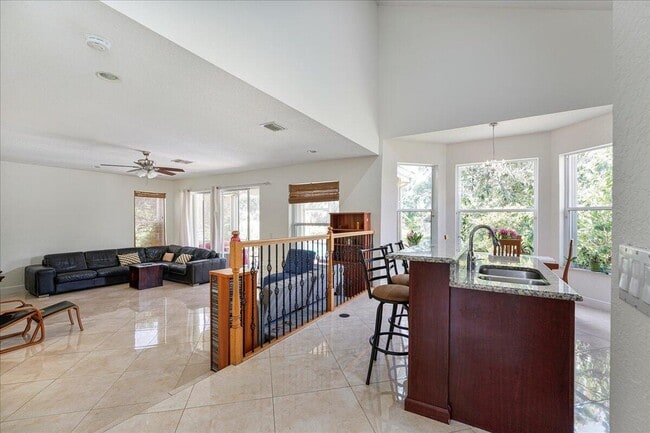 Building Photo - 19059 Skyridge Cir