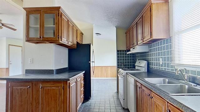 Building Photo - 1106 Spring Flower Dr