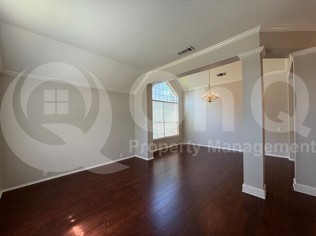 Building Photo - 7821 Aqua Vista Dr
