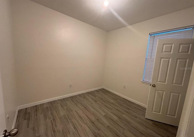 Building Photo - 140 Highland Meadows St