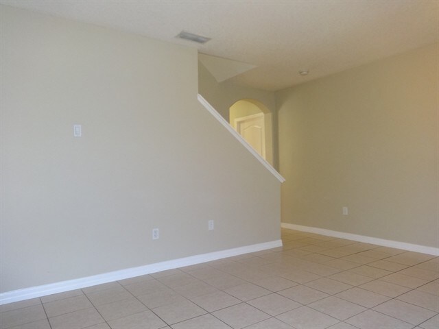 Building Photo - 136 Sura Blvd