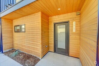 Building Photo - $3,400.00 - 2 Bedrooms, 3 Bathrooms, Townh...