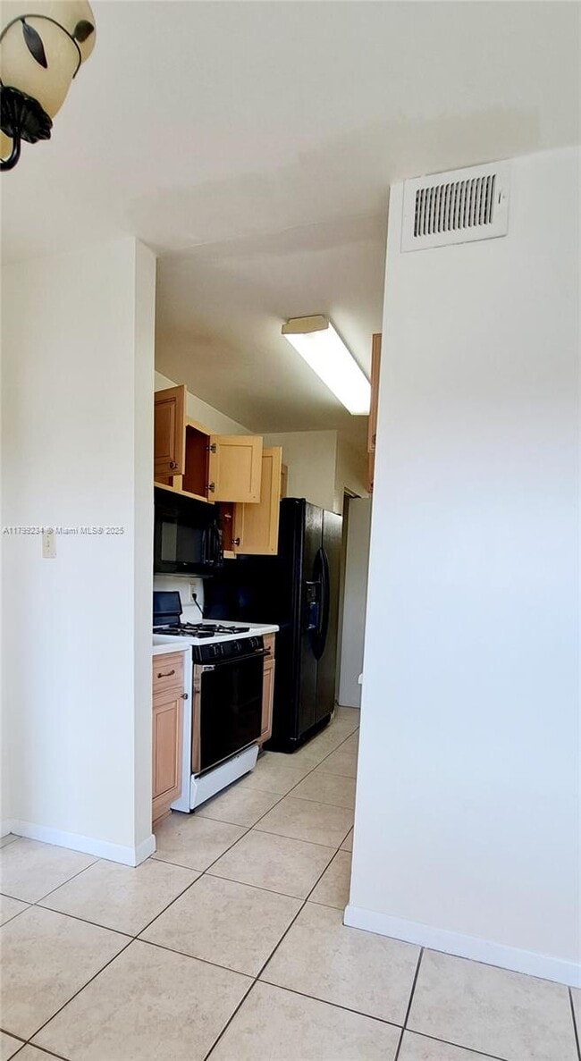 Building Photo - 15320 SW 106th Terrace