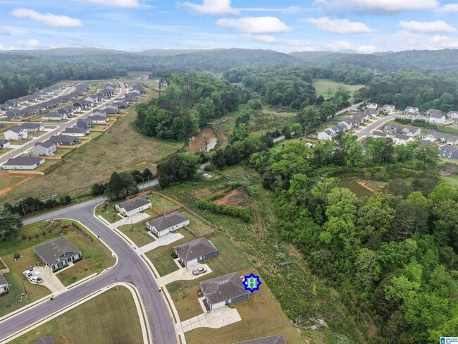 Building Photo - 991 Archers Trail N