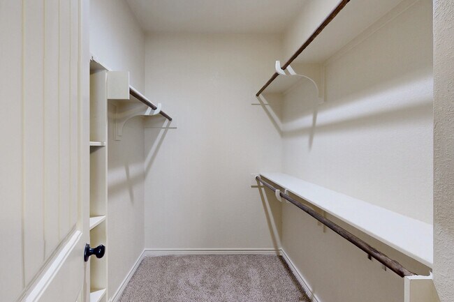Building Photo - 303 Capps Dr