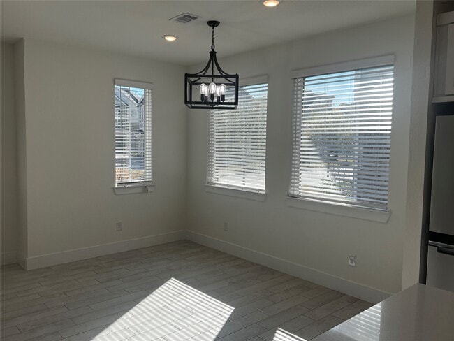 Building Photo - 7743 Swooping Swallow Ln