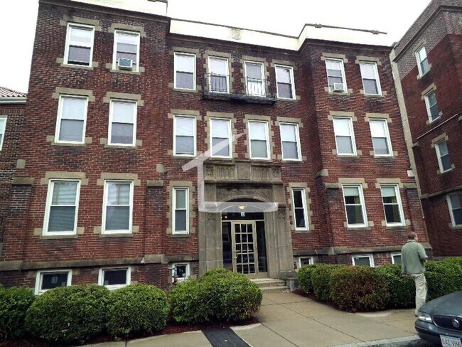 Building Photo - 33 Walbridge St