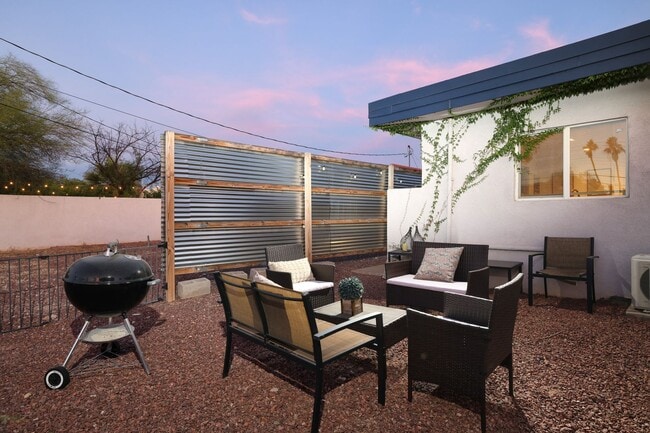 Building Photo - Live Close to Campus in Style – Sam Hughes...