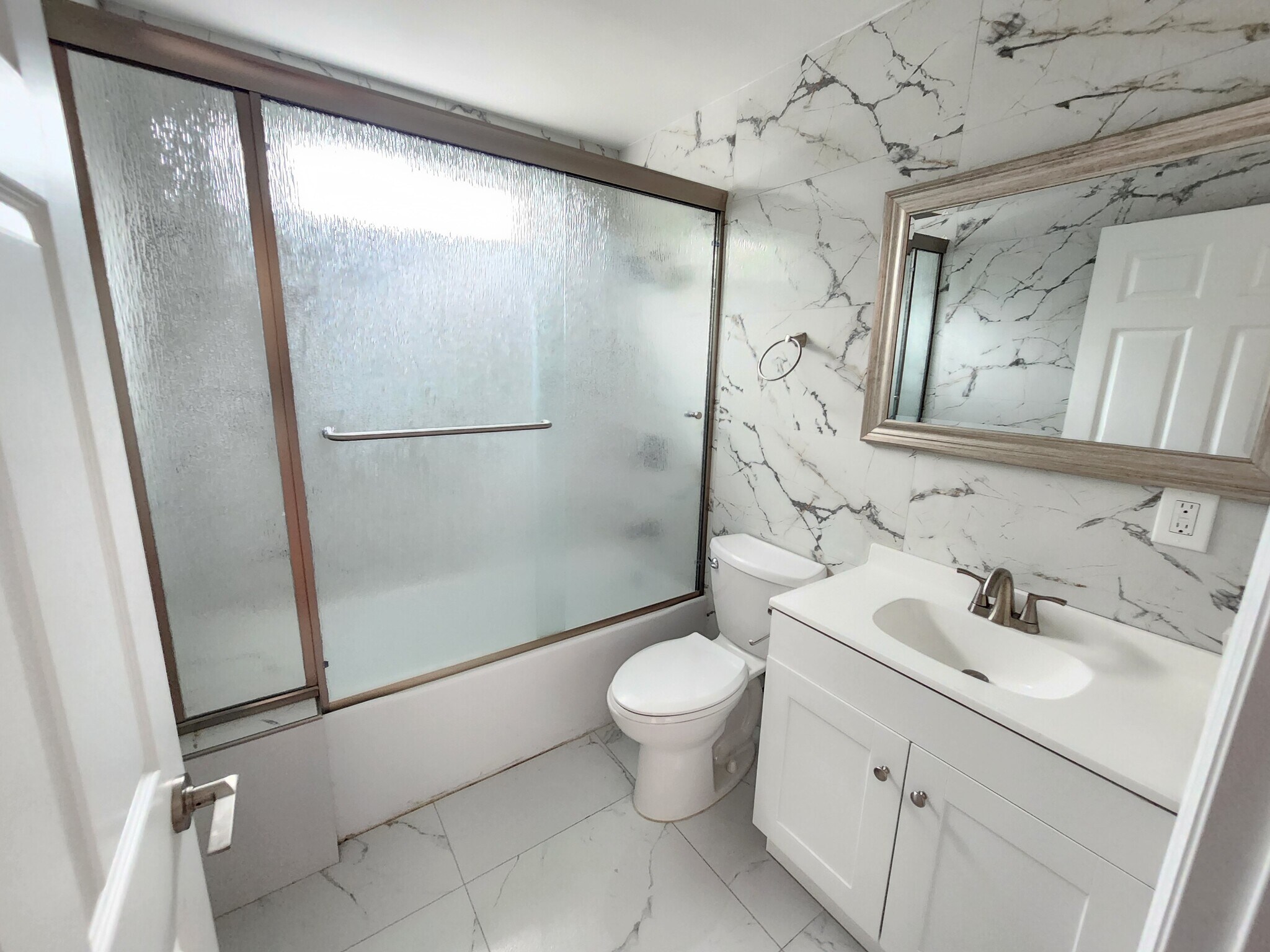 Building Photo - 21217 De la Guerra St