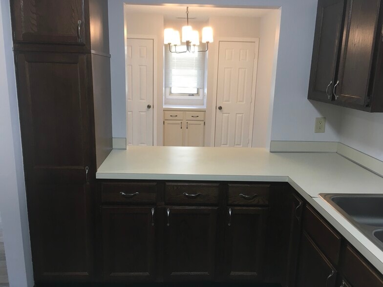 Building Photo - 4702 Markham Pt