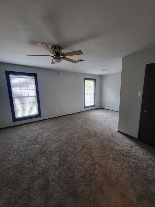 Building Photo - 5354 Gateridge Dr