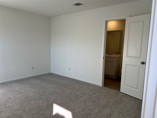 Building Photo - 2510 Ruffed Grouse Ct