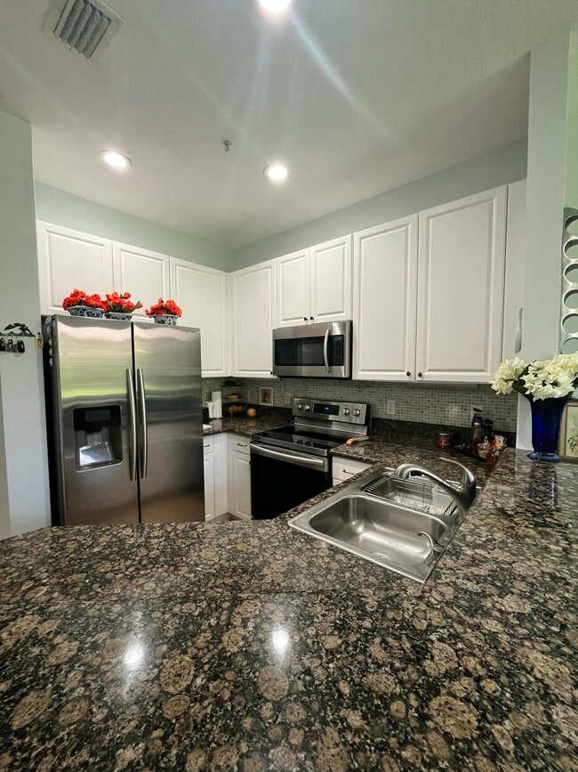 Building Photo - 4281 Coventry Pointe Way