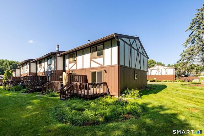 Building Photo - 101 Cedar Hollow Dr