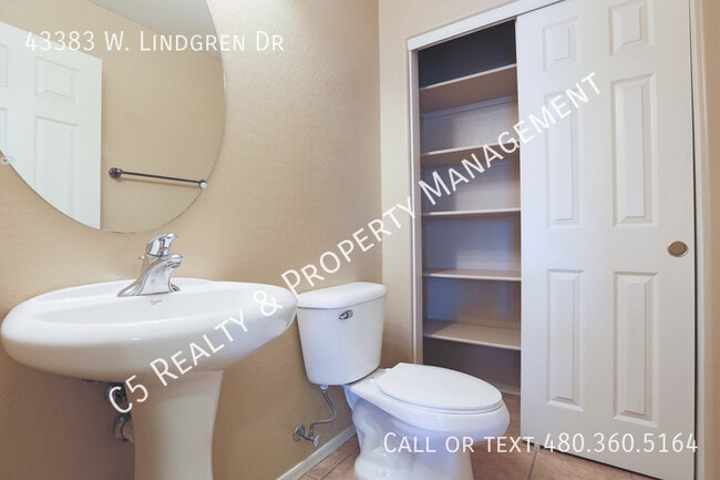 Building Photo - 43383 Lindgren Dr