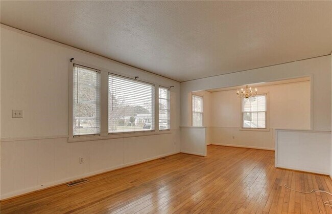 Building Photo - 106 Hodges Manor Rd
