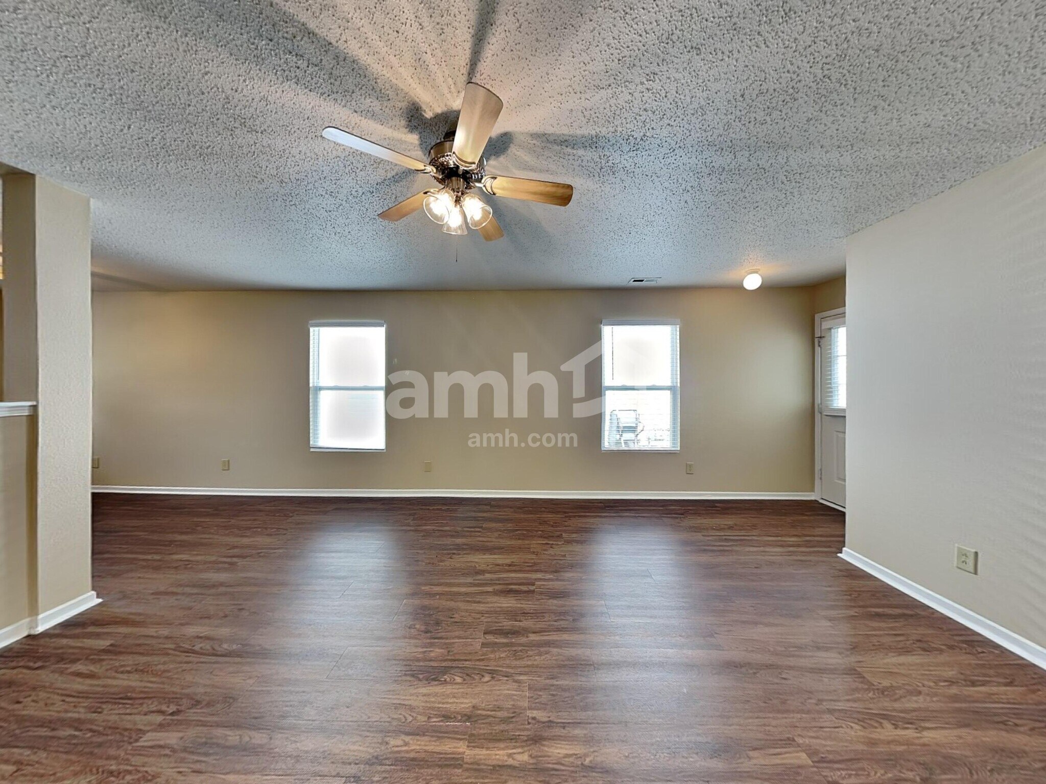 Building Photo - 10767 Wymm Ln