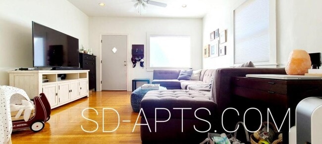 Building Photo - 4121 Ingalls St