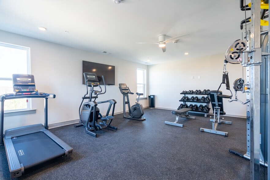 Gym - 3446 Carlton St