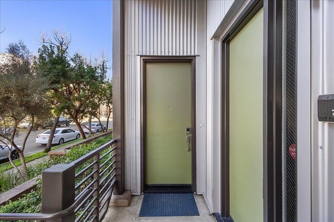 Building Photo - 2939 Glascock St